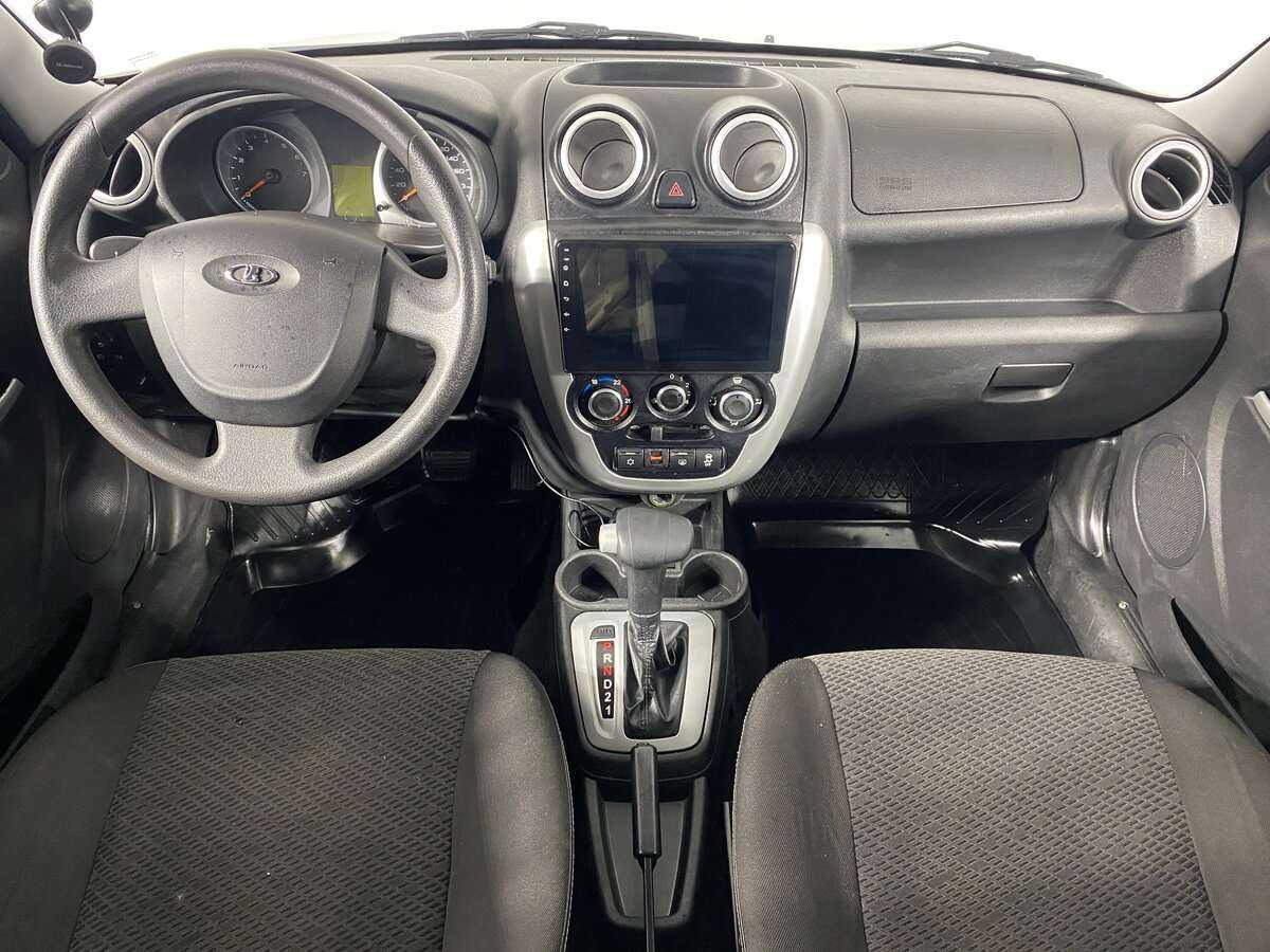 Lada (ВАЗ) Granta с пробегом — 2014 год. Фото: #9