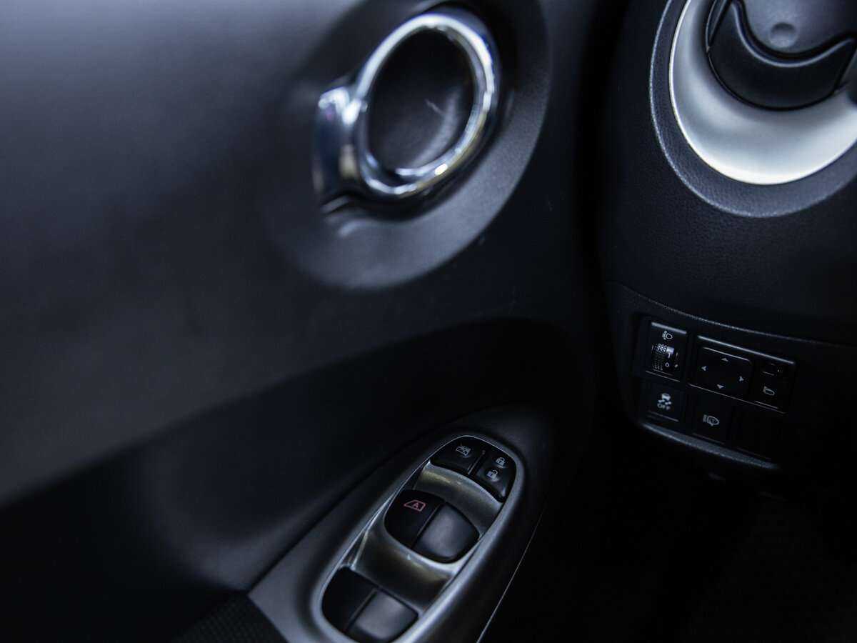 Nissan Juke с пробегом — 2012 год. Фото: #15