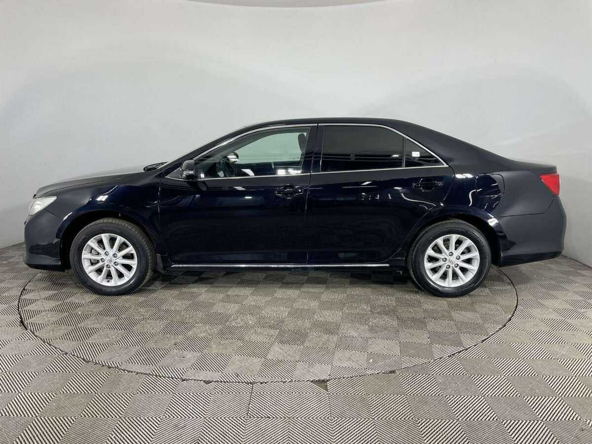 Toyota Camry с пробегом — 2012 год. Фото: #4