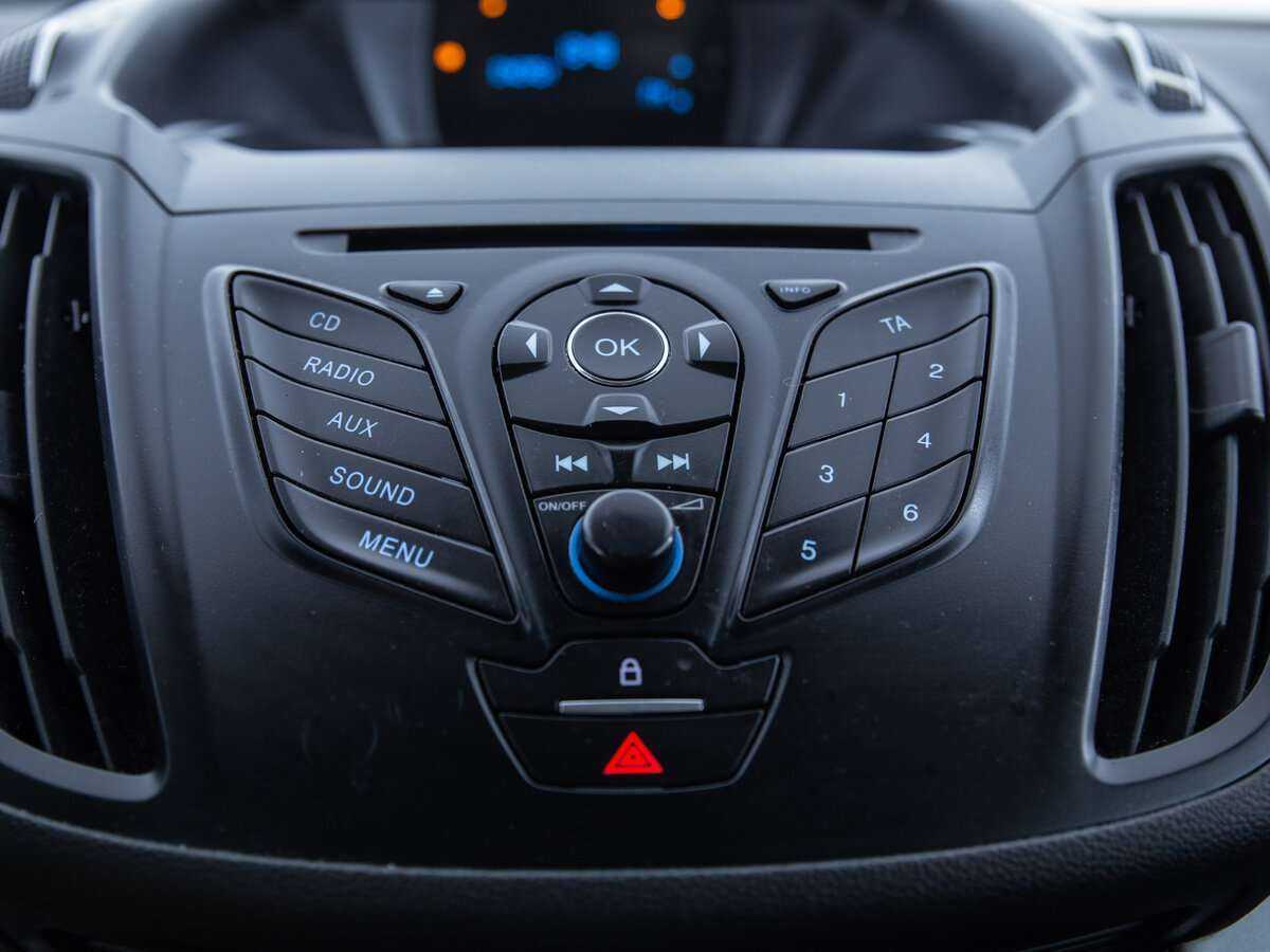 Ford Kuga с пробегом — 2013 год. Фото: #13