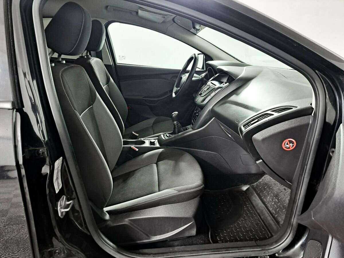 Ford Focus с пробегом — 2012 год. Фото: #6