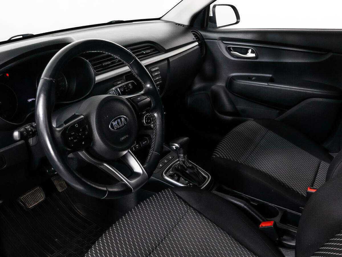 Kia Rio с пробегом — 2018 год. Фото: #8