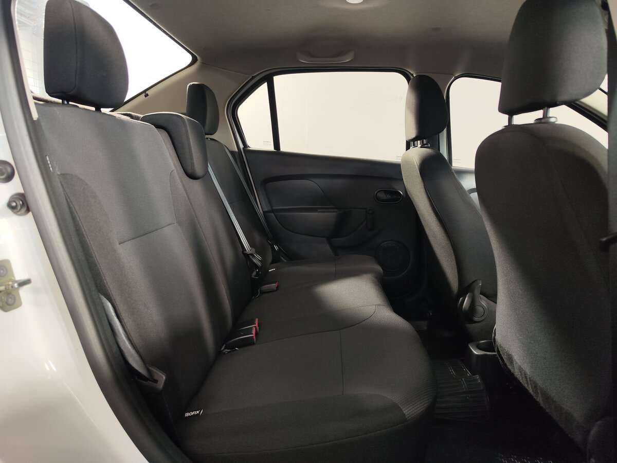 Renault Logan с пробегом — 2019 год. Фото: #9