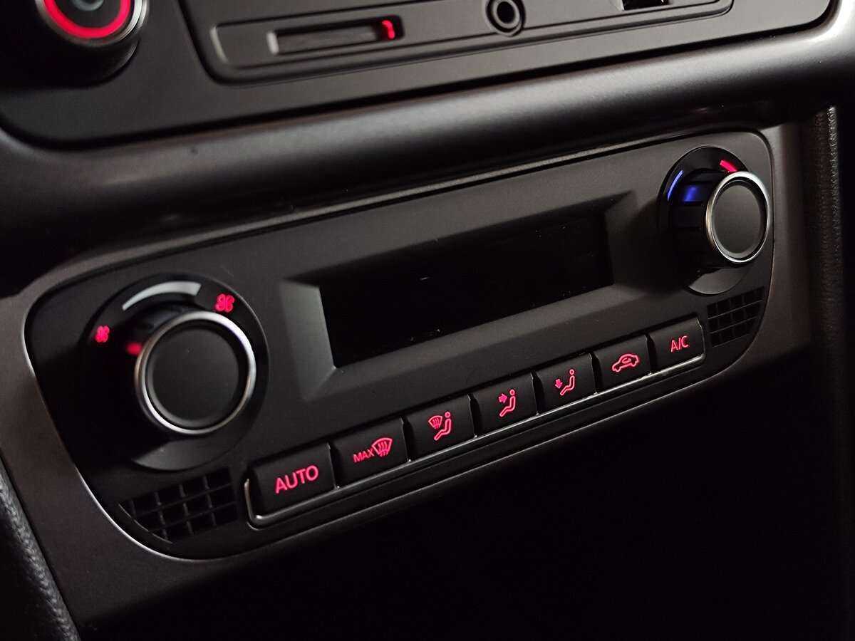 Volkswagen Polo с пробегом — 2018 год. Фото: #14