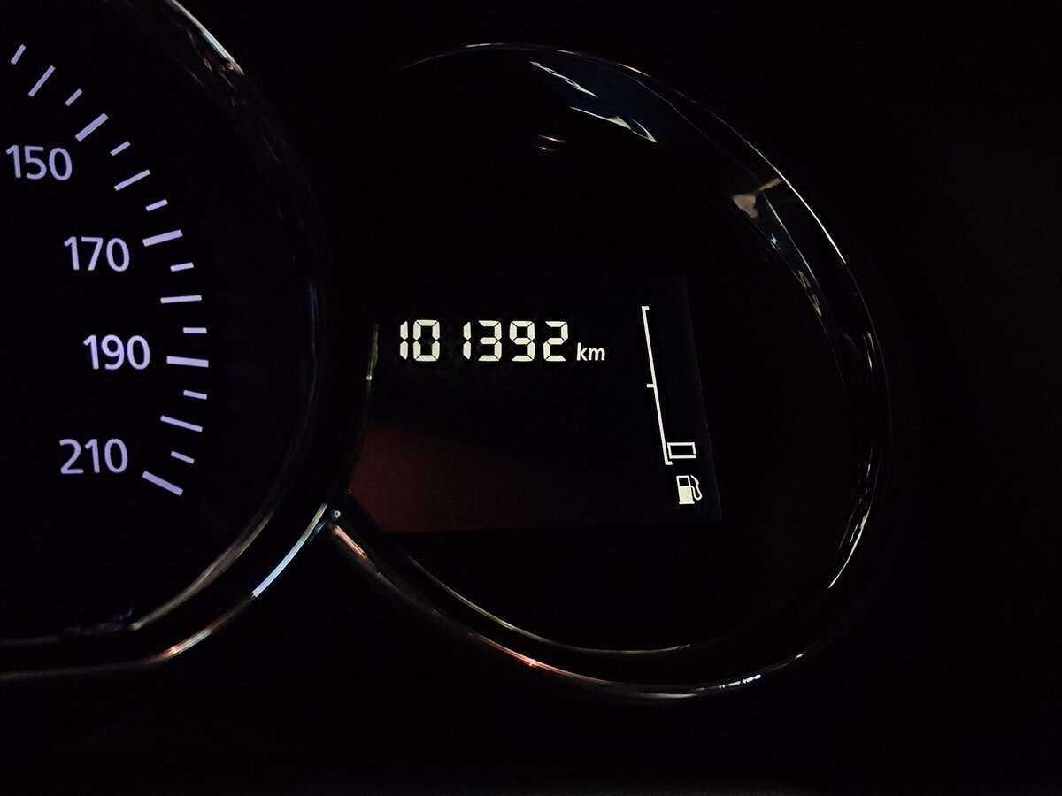 Renault Logan с пробегом — 2019 год. Фото: #4