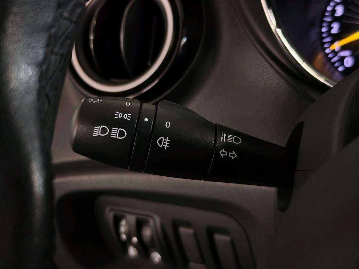 Renault Kaptur с пробегом — 2016 год. Фото: #18