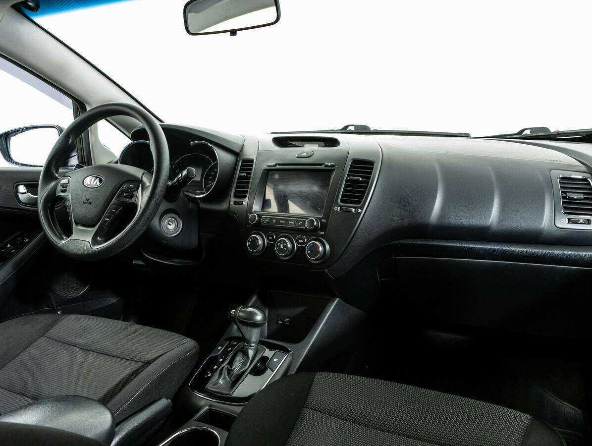 Kia Cerato с пробегом — 2018 год. Фото: #7