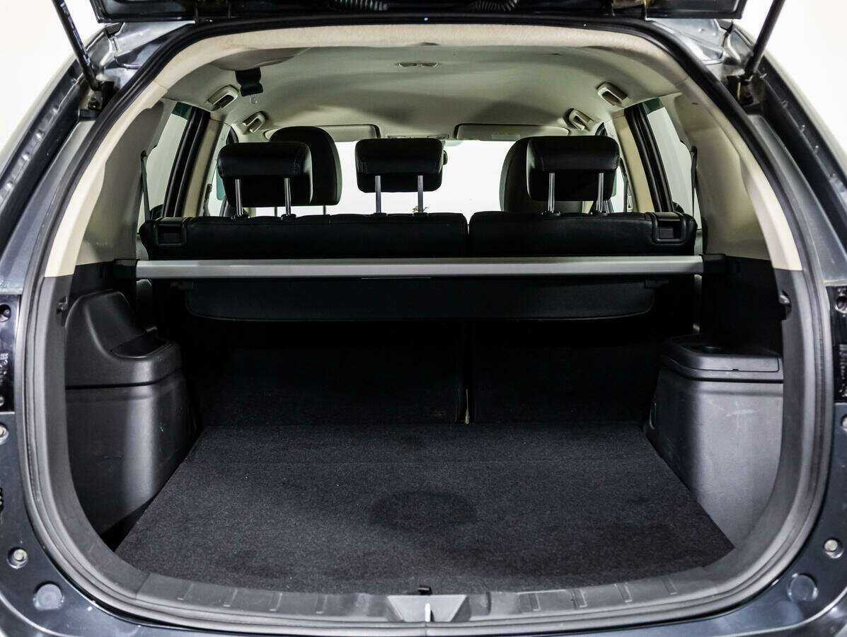 Mitsubishi Outlander с пробегом — 2013 год. Фото: #17
