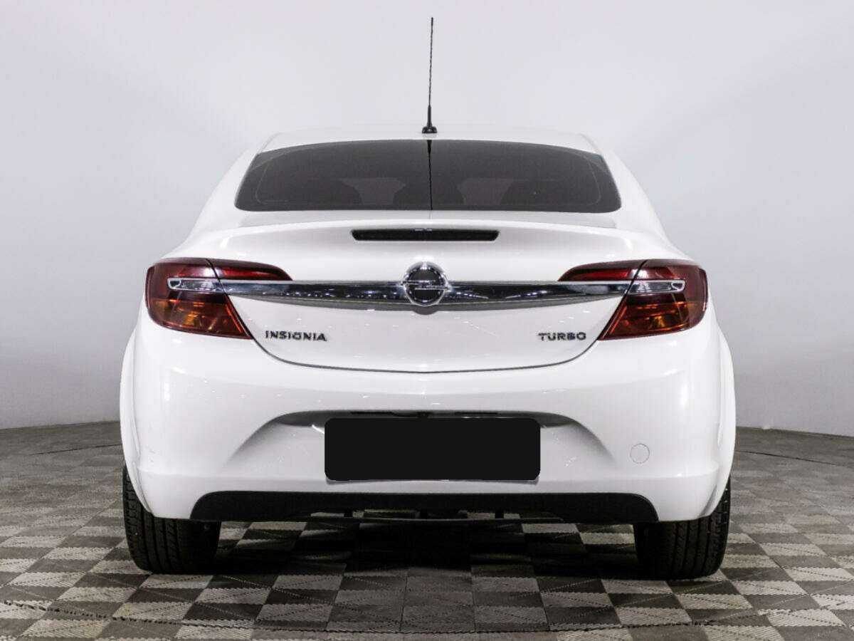 Opel Insignia с пробегом — 2014 год. Фото: #5