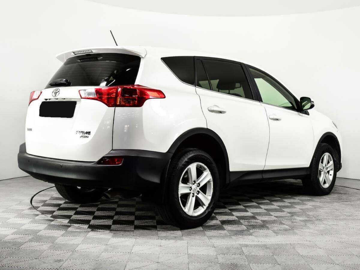 Toyota RAV4 с пробегом — 2013 год. Фото: #4