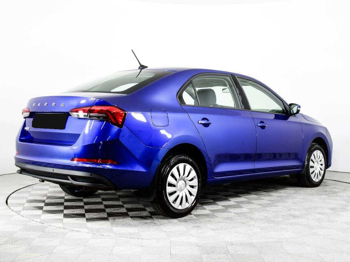 Skoda Rapid с пробегом — 2021 год. Фото: #3