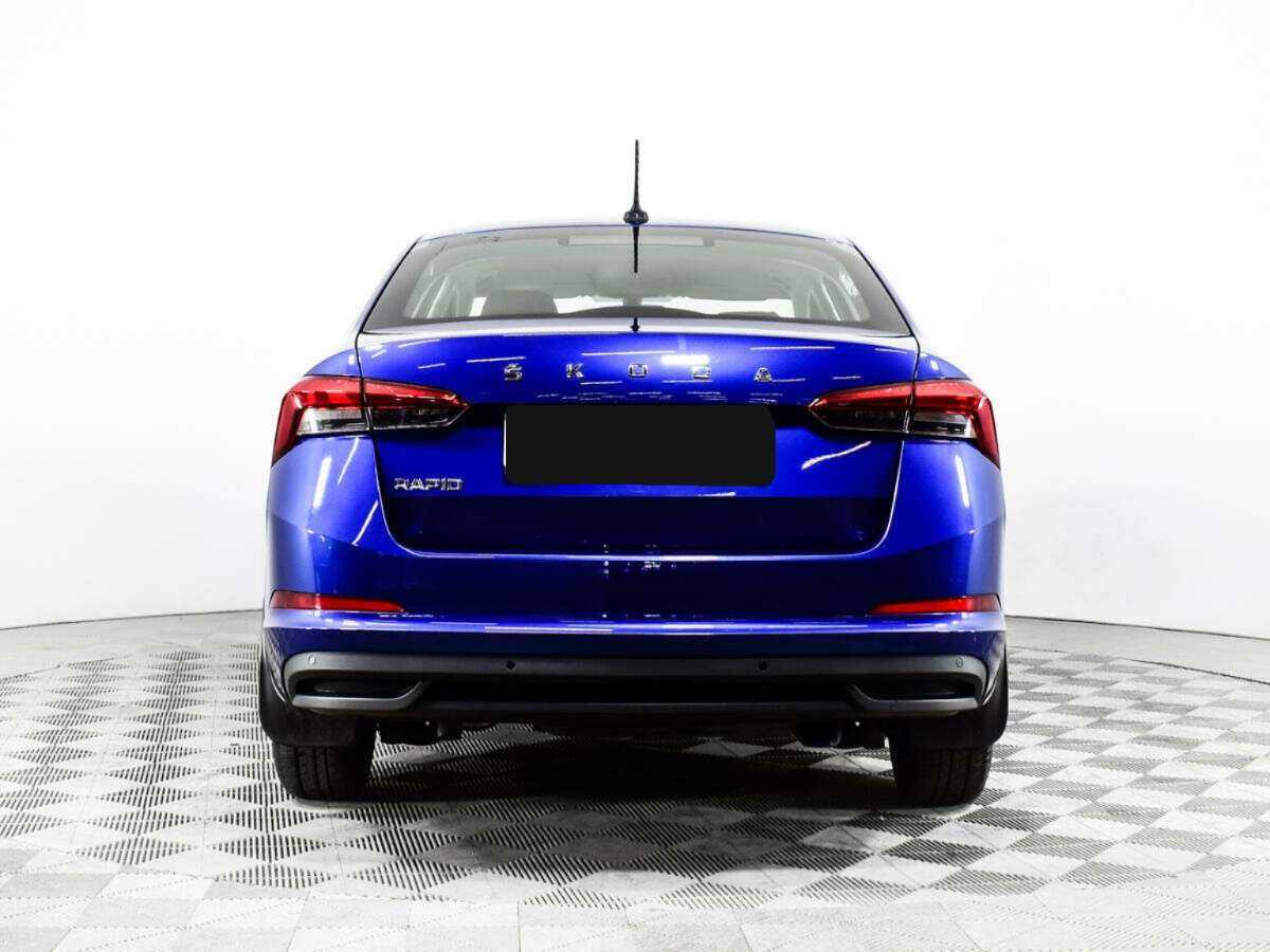 Skoda Rapid с пробегом — 2021 год. Фото: #4