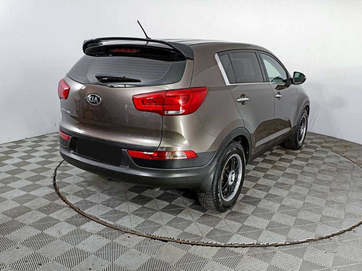 Kia Sportage с пробегом — 2015 год. Фото: #4