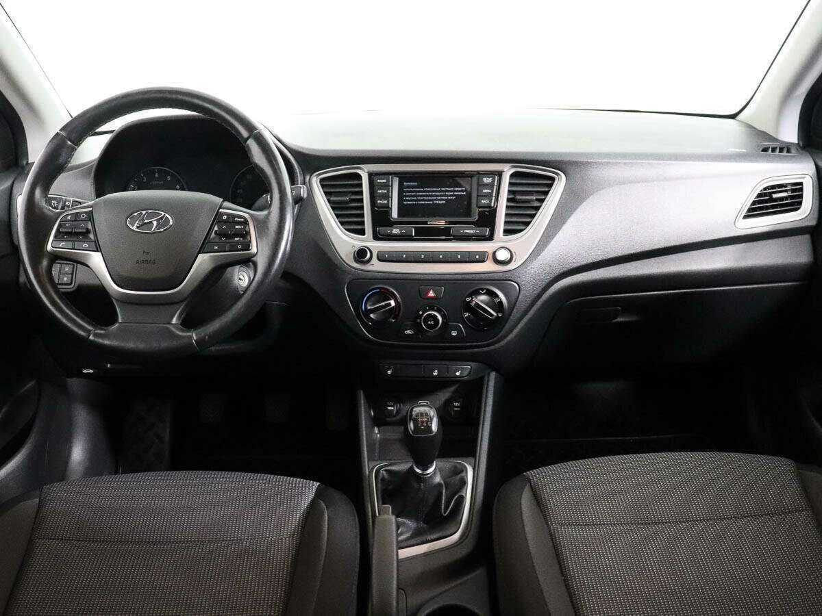 Hyundai Solaris с пробегом — 2019 год. Фото: #10