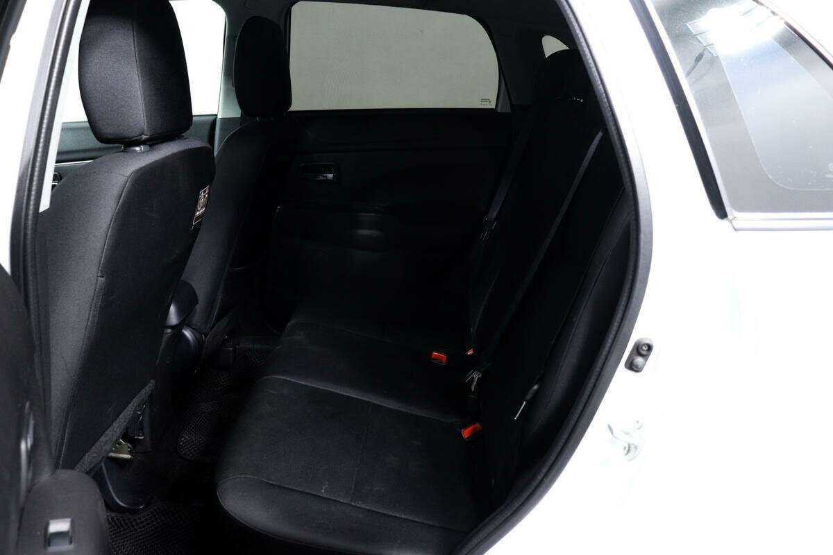 Mitsubishi ASX с пробегом — 2013 год. Фото: #11