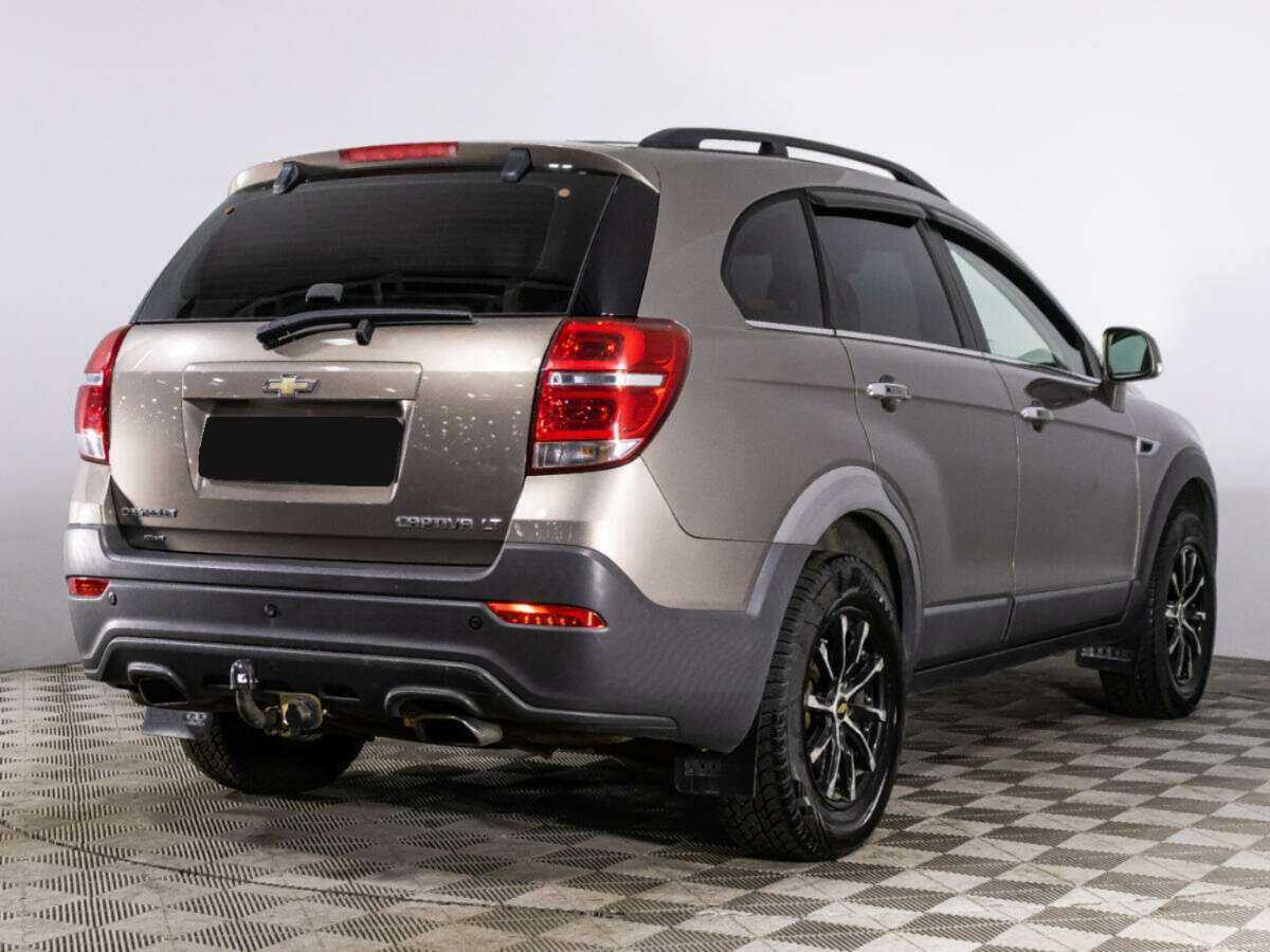 Chevrolet Captiva с пробегом — 2014 год. Фото: #3