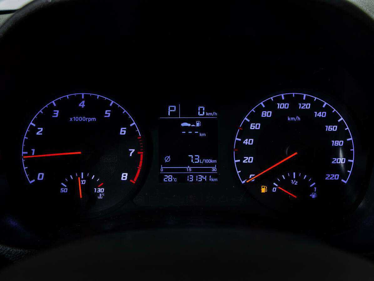 Hyundai Solaris с пробегом — 2020 год. Фото: #10