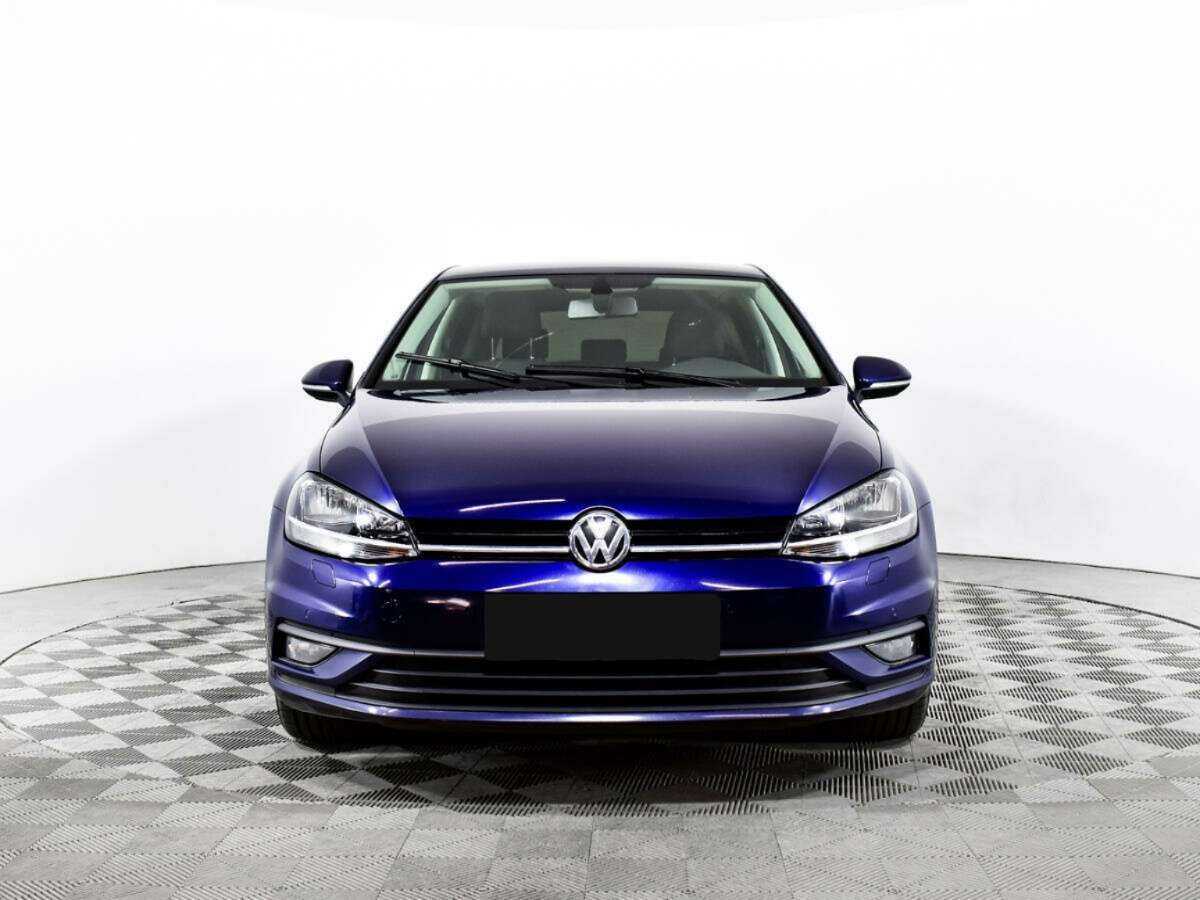 Volkswagen Golf с пробегом — 2018 год. Фото: #1