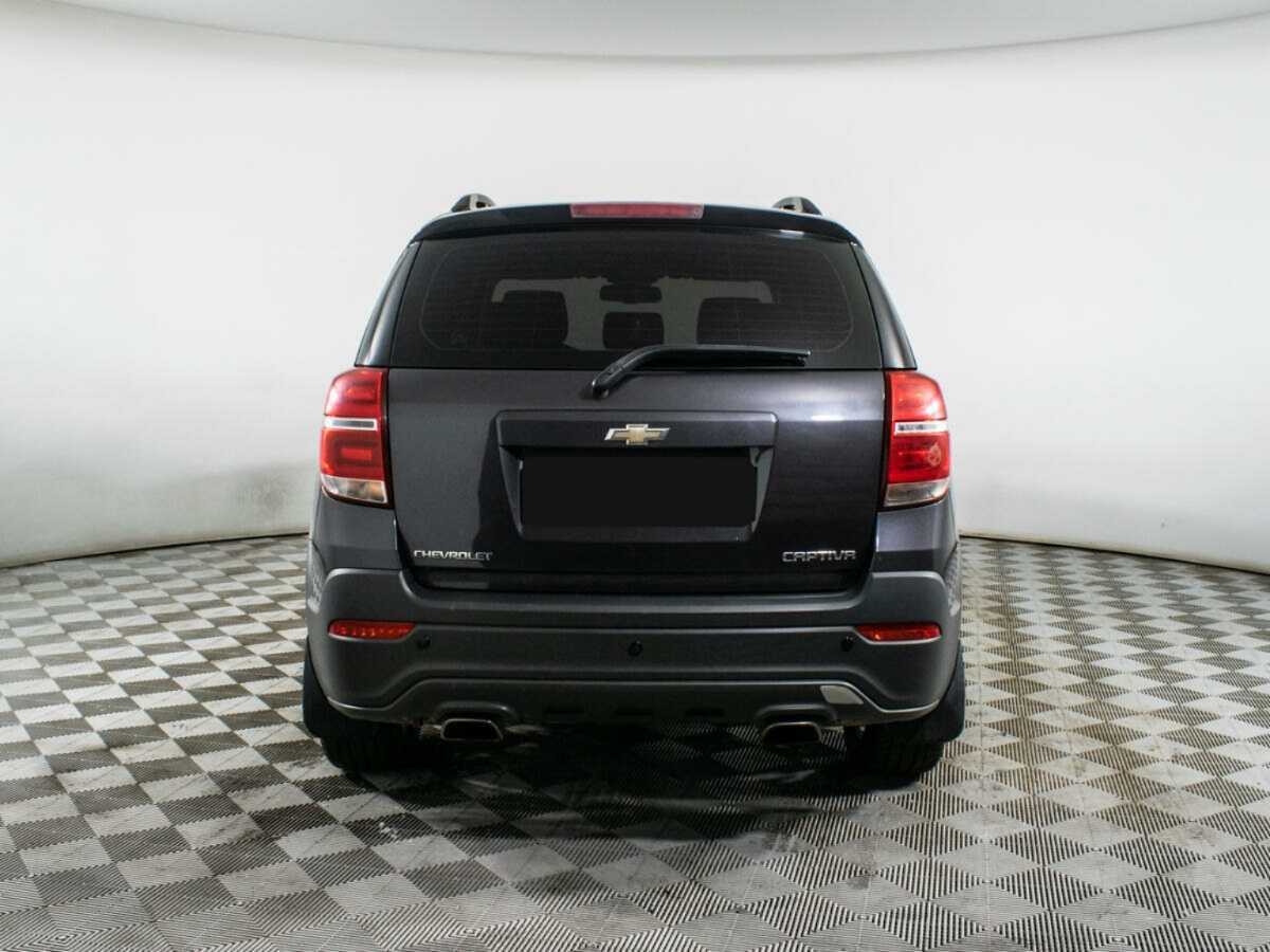 Chevrolet Captiva с пробегом — 2014 год. Фото: #5