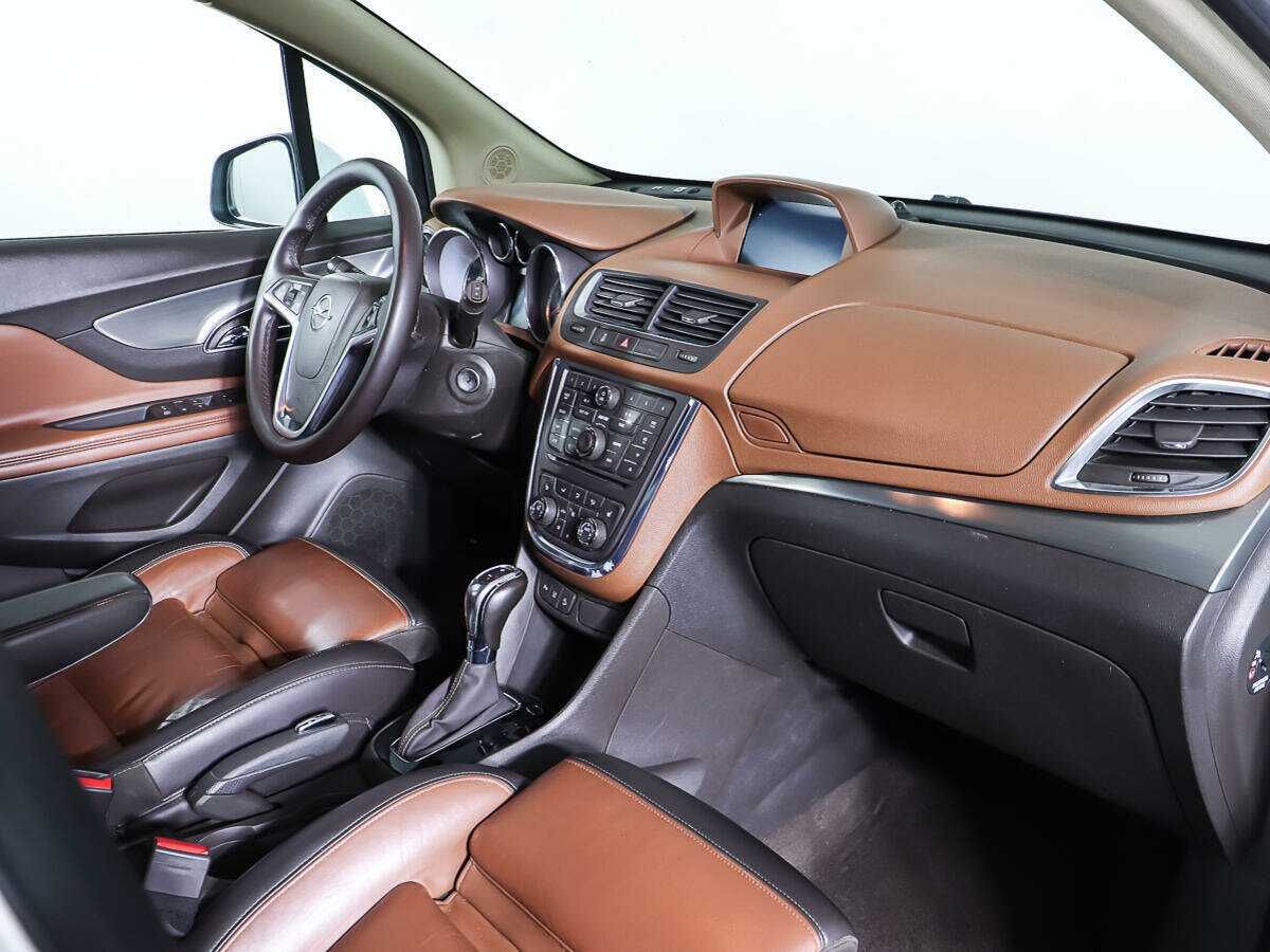 Opel Mokka с пробегом — 2012 год. Фото: #8