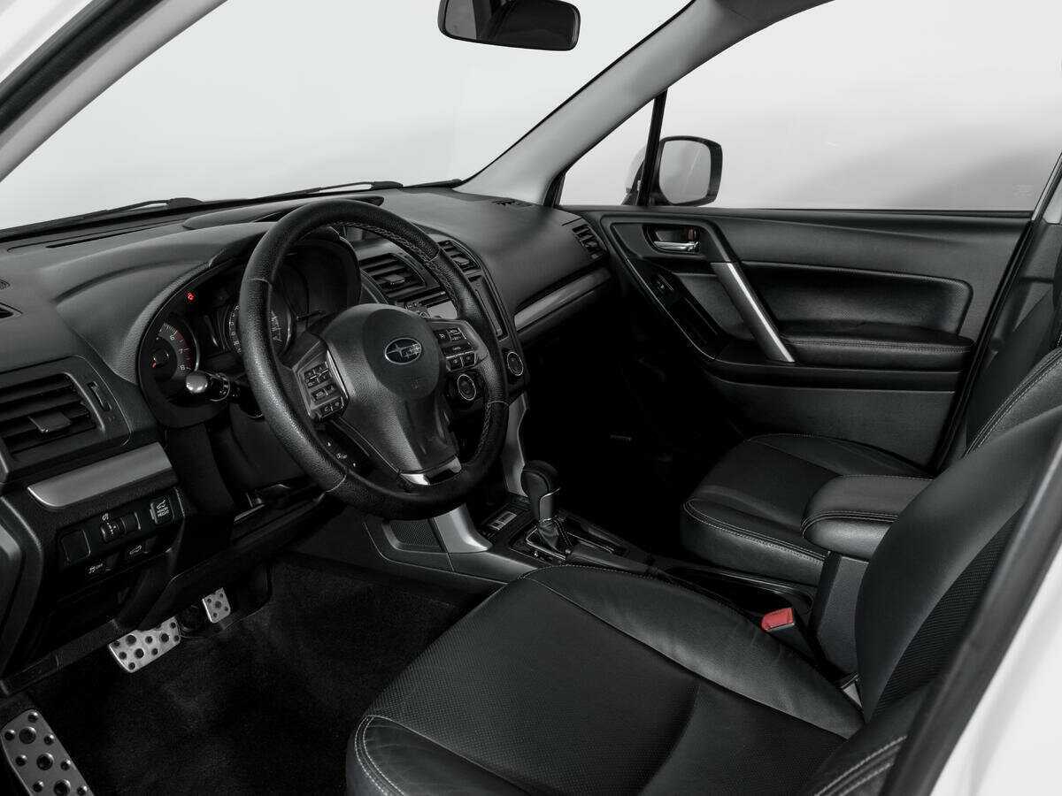 Subaru Forester с пробегом — 2014 год. Фото: #15