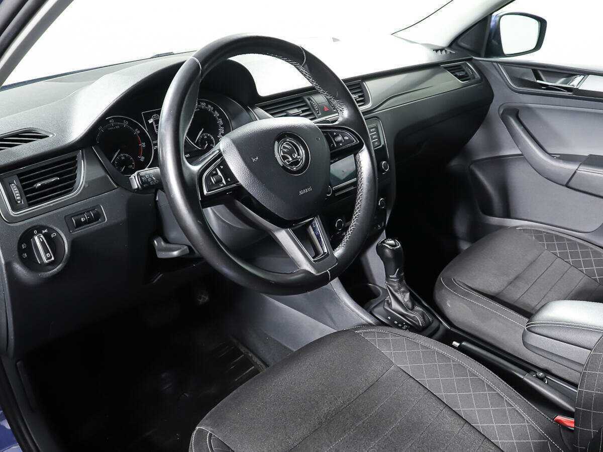 Skoda Rapid с пробегом — 2017 год. Фото: #12