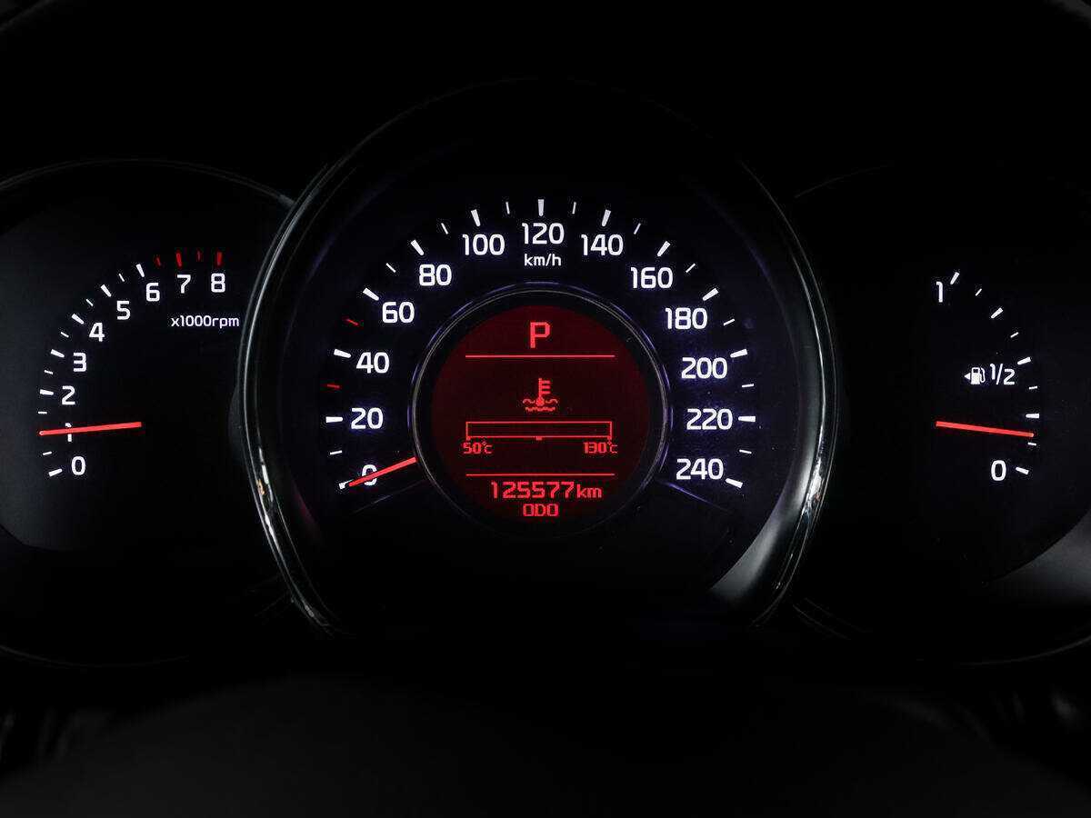 Kia Ceed с пробегом — 2015 год. Фото: #10