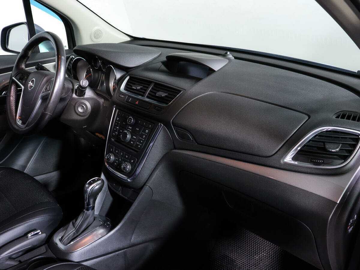 Opel Mokka с пробегом — 2012 год. Фото: #6