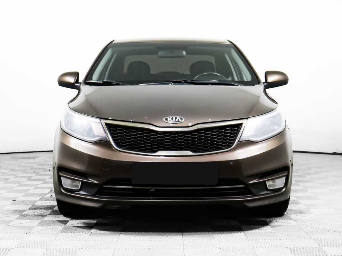 Kia Rio с пробегом — 2015 год. Фото: #1