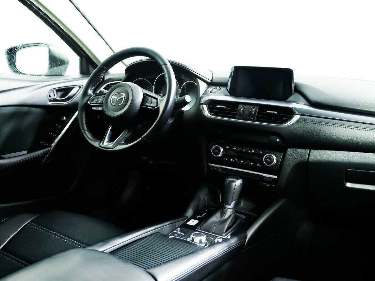 Mazda 6 с пробегом — 2016 год. Фото: #6
