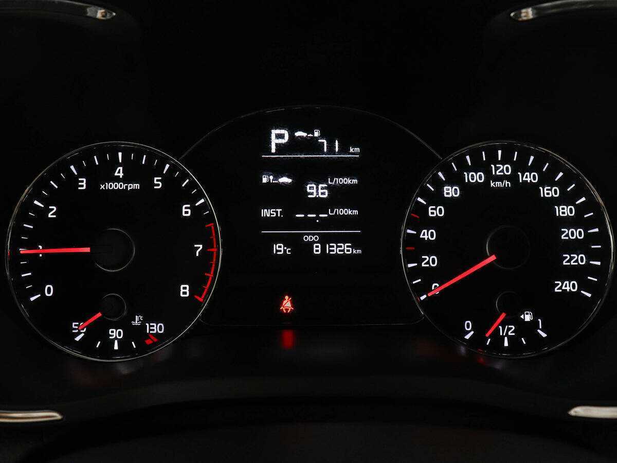 Kia Cerato с пробегом — 2017 год. Фото: #10