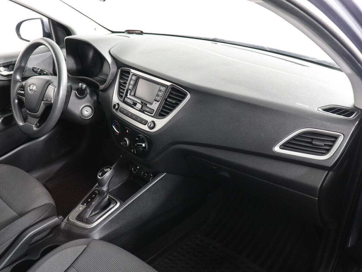 Hyundai Solaris с пробегом — 2018 год. Фото: #9