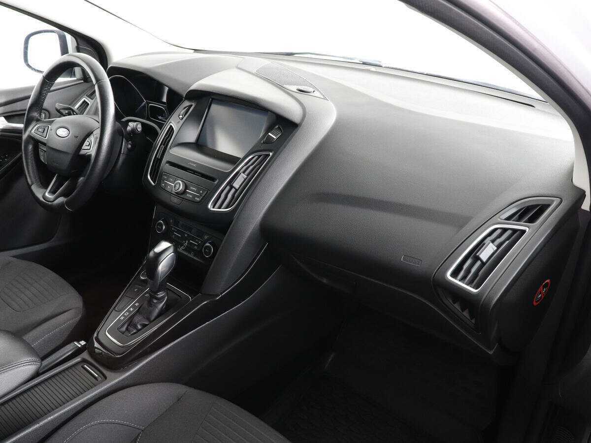 Ford Focus с пробегом — 2015 год. Фото: #9