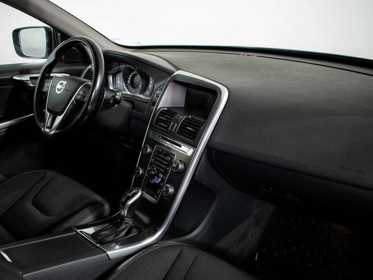 Volvo XC60 с пробегом — 2014 год. Фото: #6