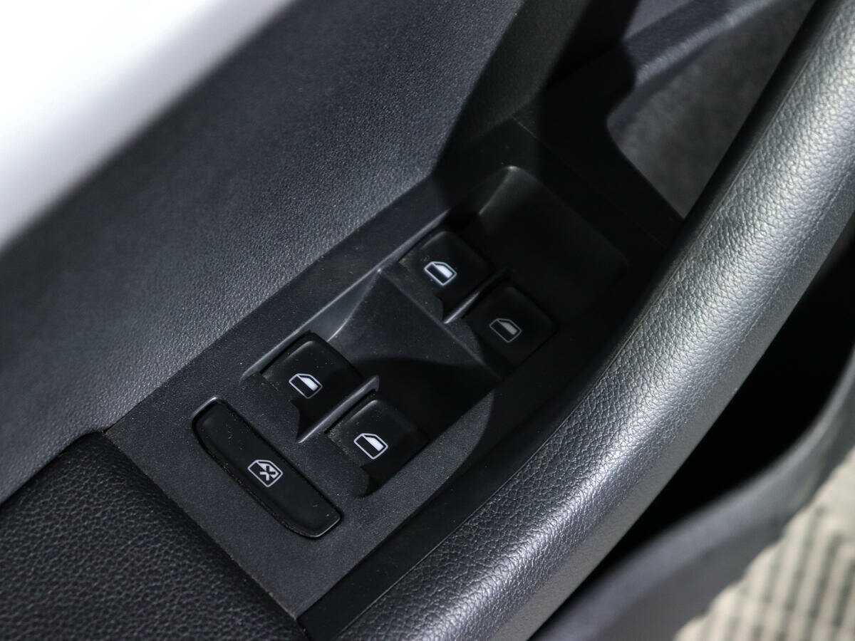 Skoda Octavia с пробегом — 2014 год. Фото: #14