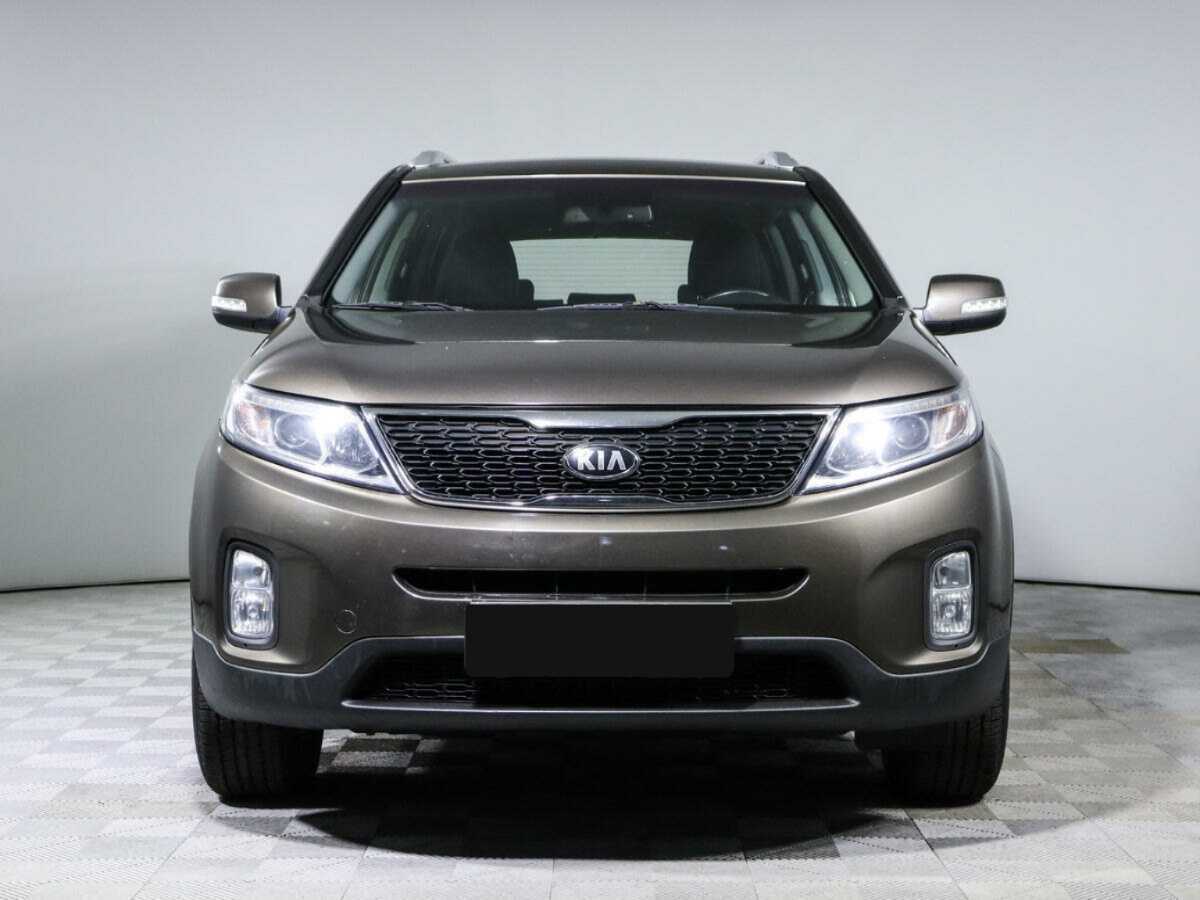 Kia Sorento с пробегом — 2015 год. Фото: #1