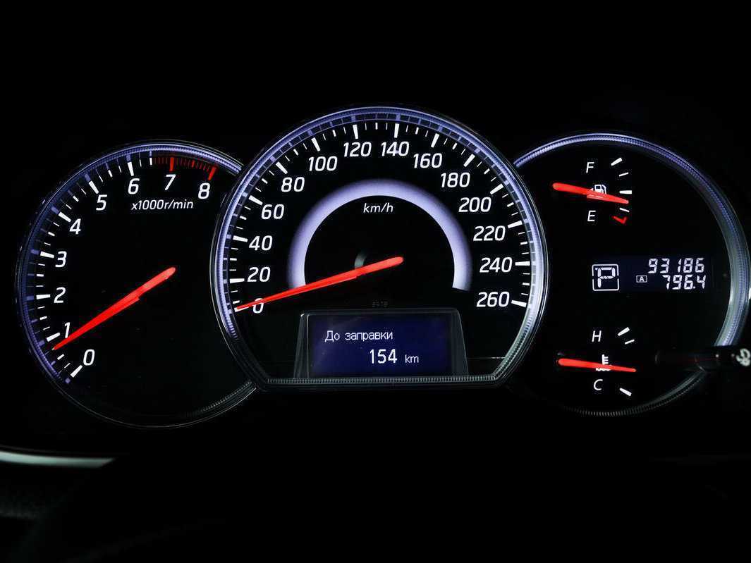 Nissan Teana с пробегом — 2012 год. Фото: #8