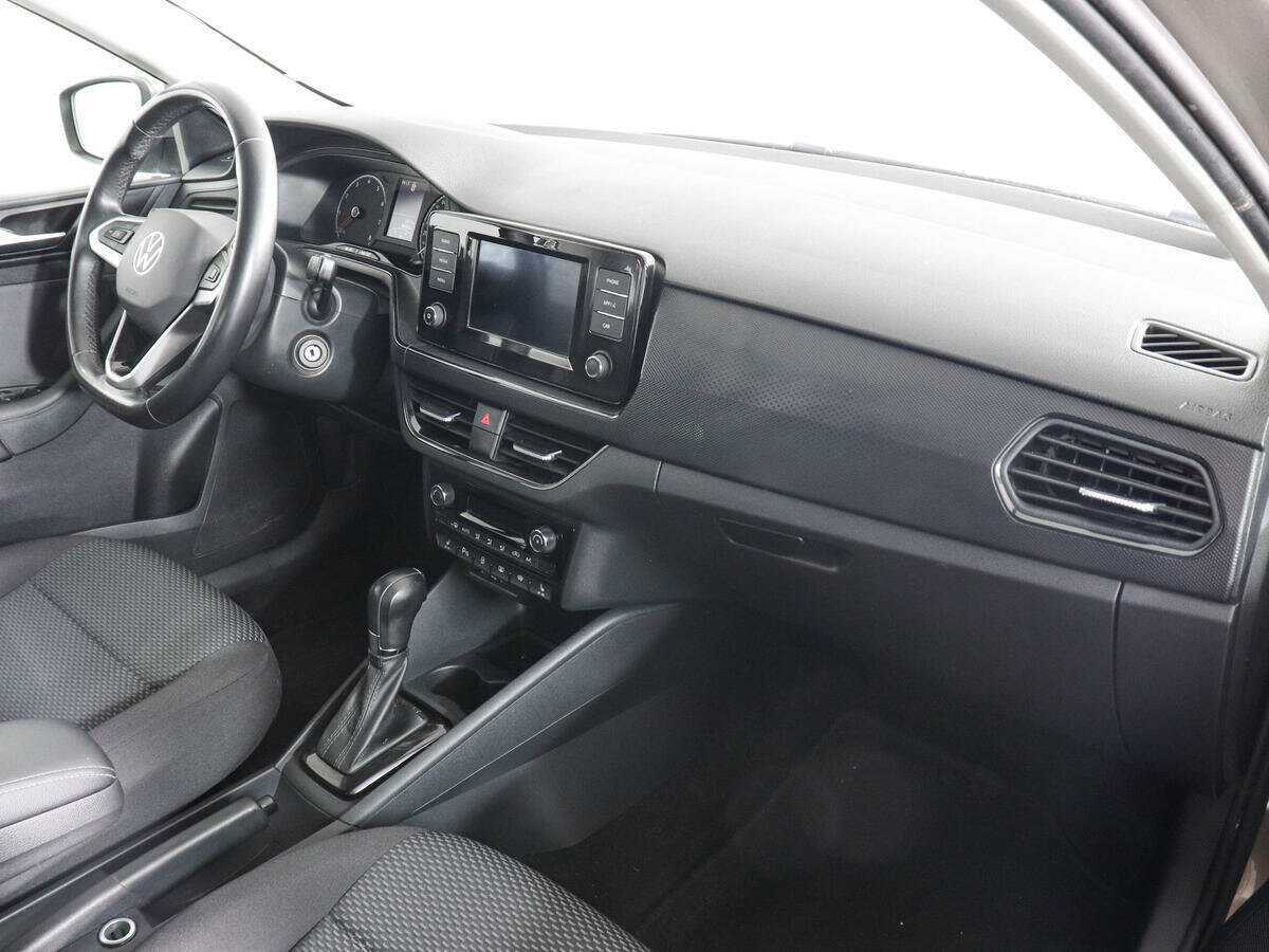 Volkswagen Polo с пробегом — 2020 год. Фото: #9