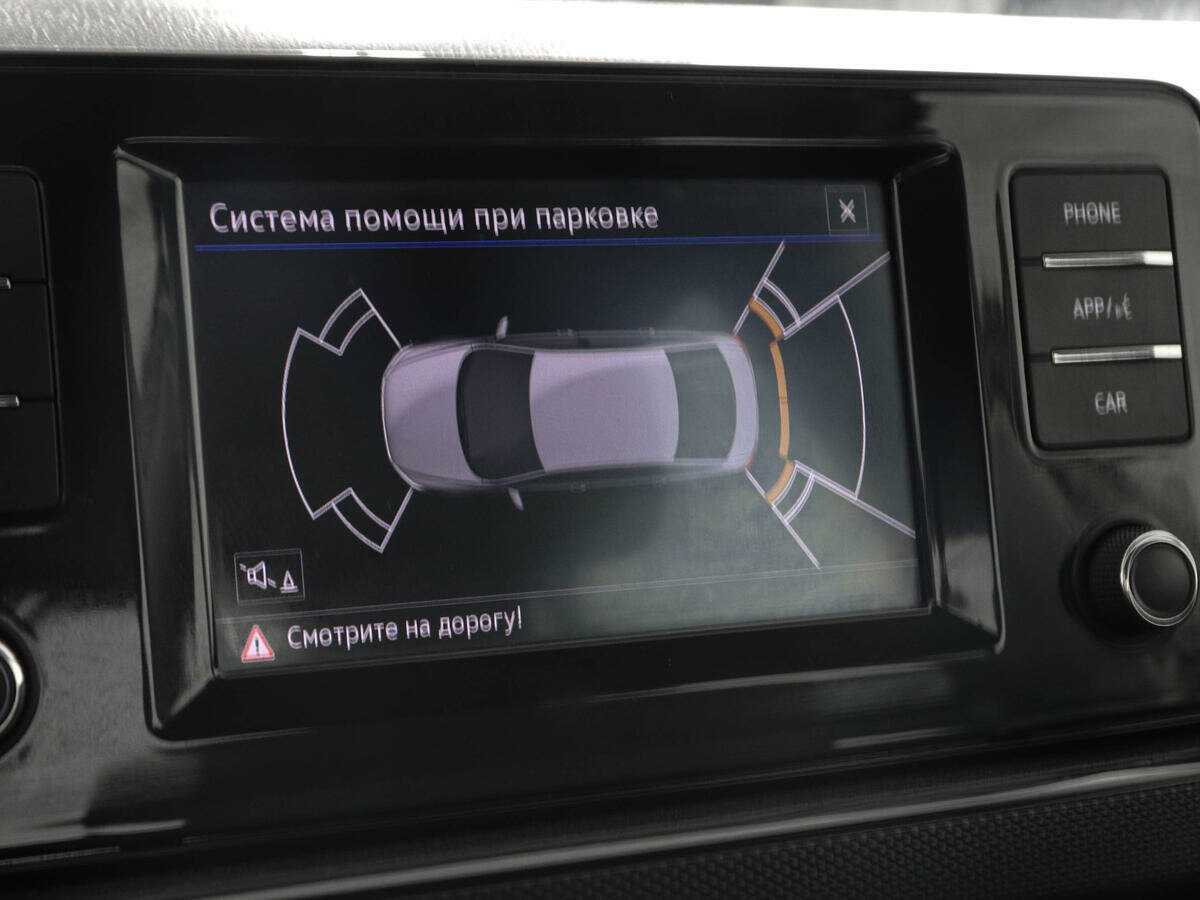 Volkswagen Polo с пробегом — 2020 год. Фото: #12