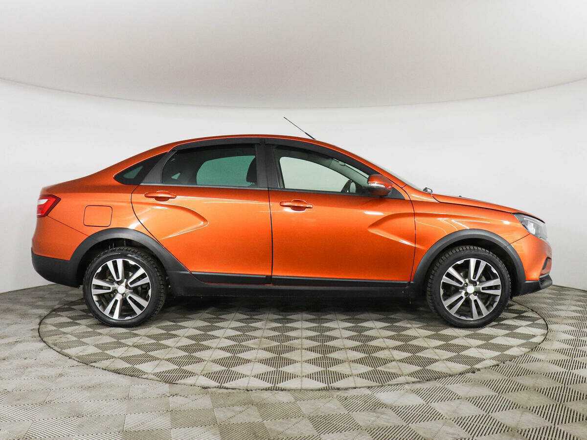 Lada (ВАЗ) Vesta с пробегом — 2018 год. Фото: #3