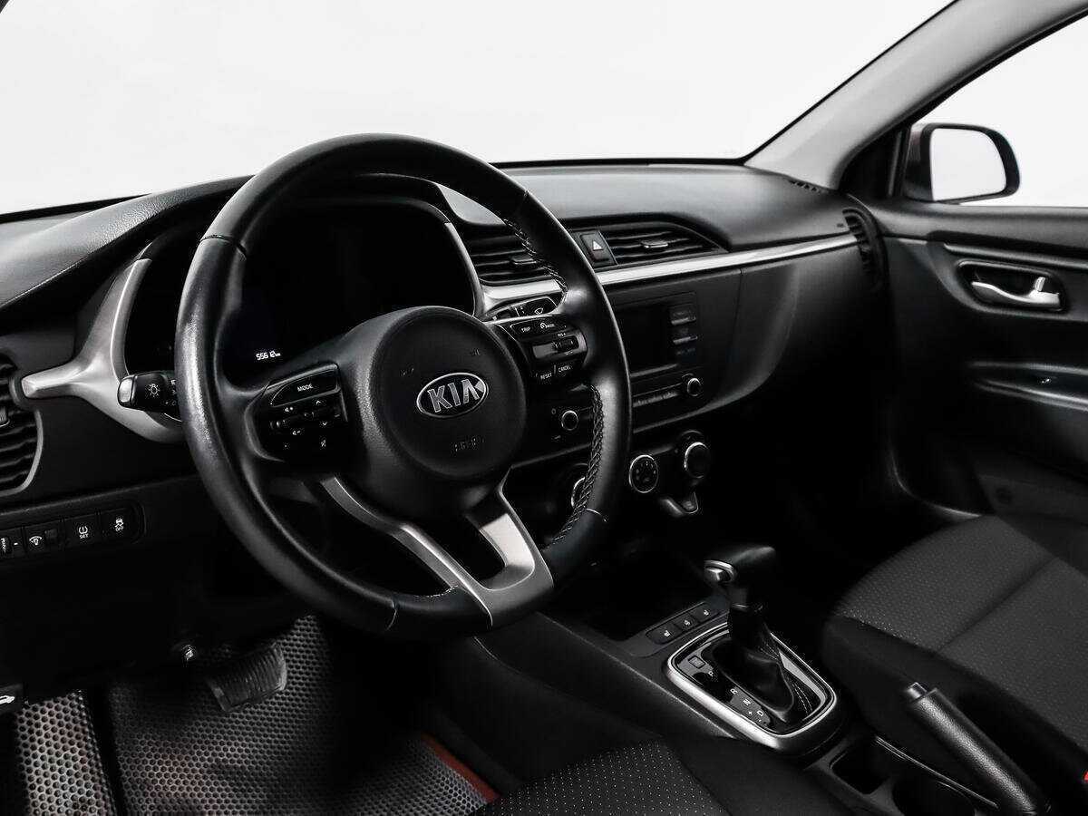 Kia Rio с пробегом — 2020 год. Фото: #8