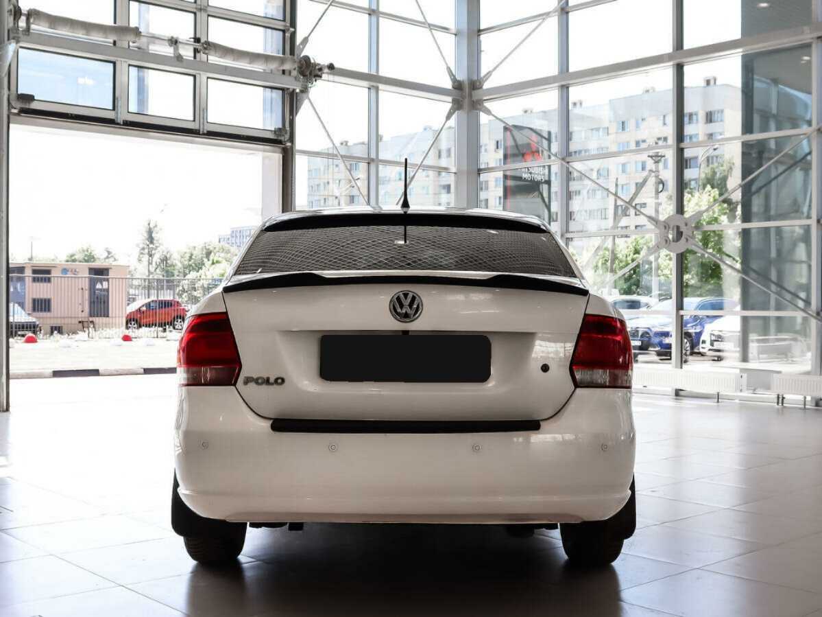 Volkswagen Polo с пробегом — 2013 год. Фото: #4