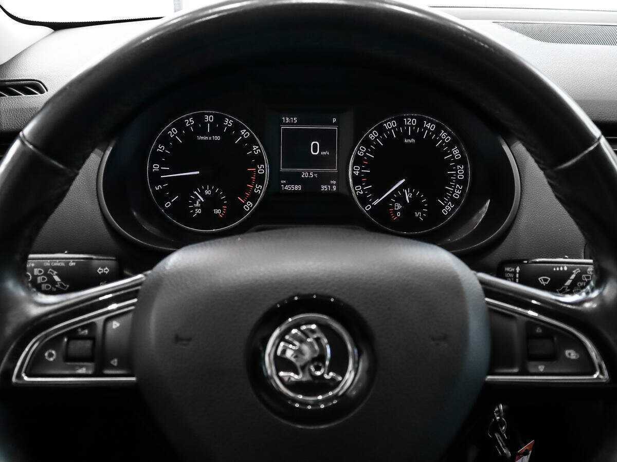 Skoda Octavia с пробегом — 2014 год. Фото: #15