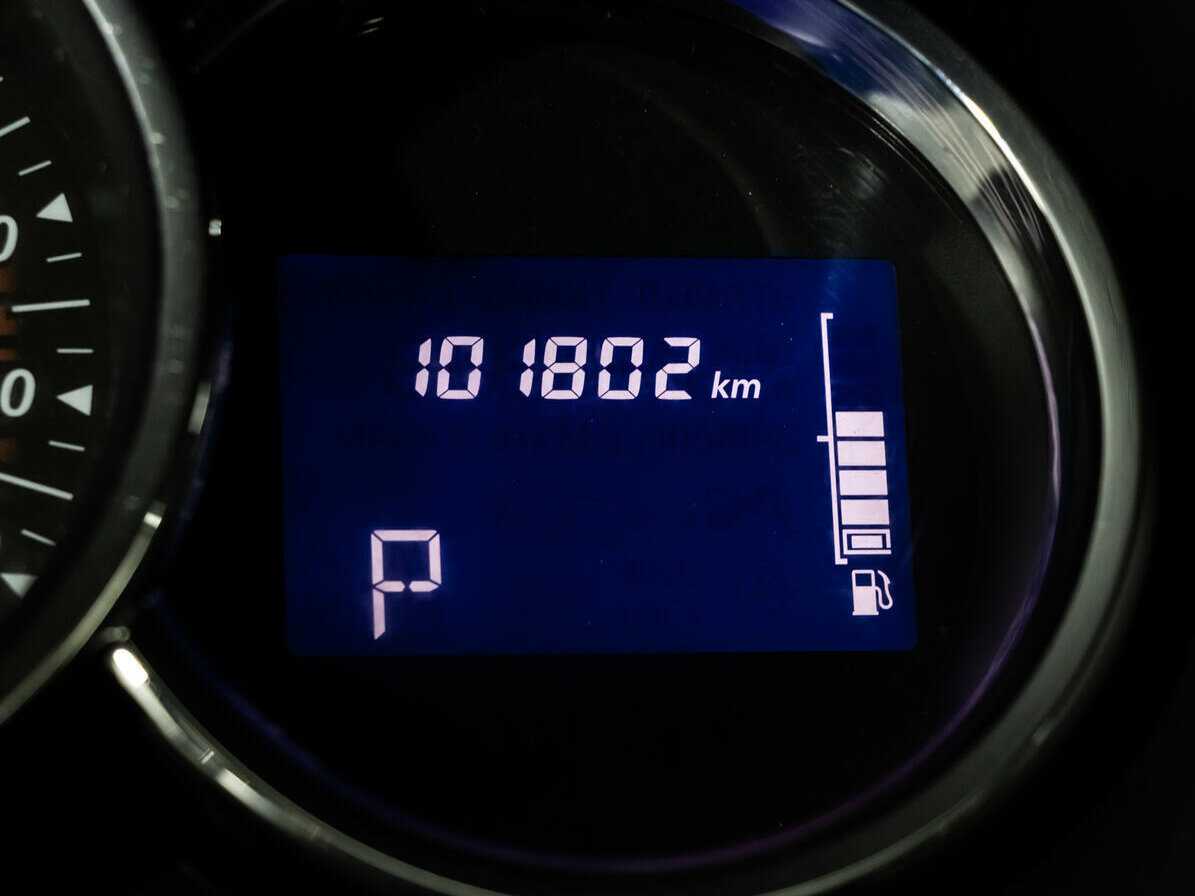 Renault Sandero с пробегом — 2017 год. Фото: #14