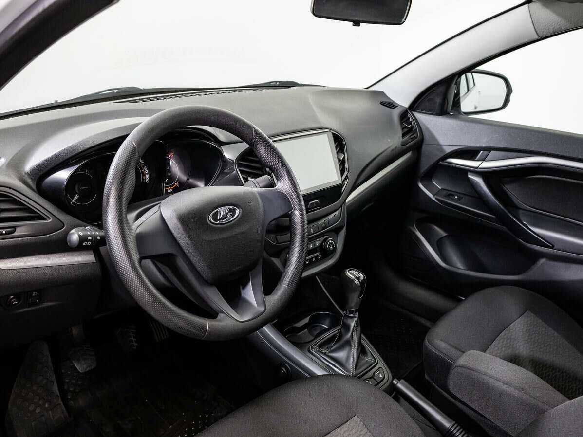 Lada (ВАЗ) Vesta с пробегом — 2017 год. Фото: #10