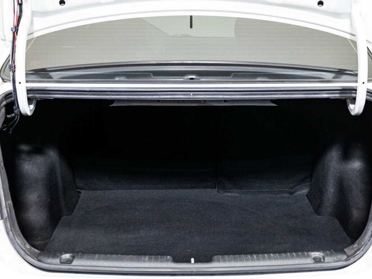 Kia Rio с пробегом — 2014 год. Фото: #17