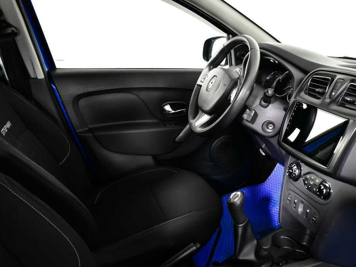 Renault Sandero с пробегом — 2018 год. Фото: #8