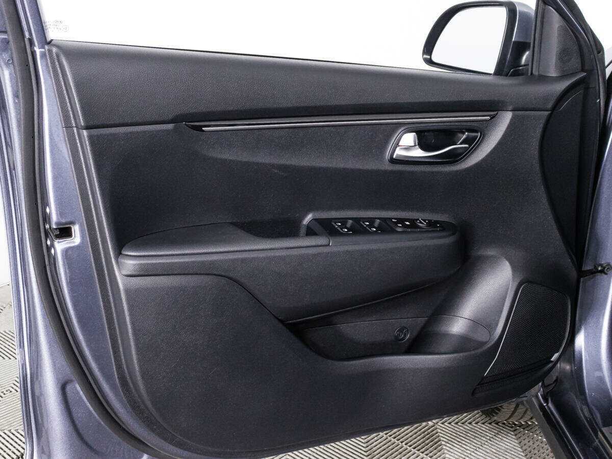 Kia Rio с пробегом — 2019 год. Фото: #23