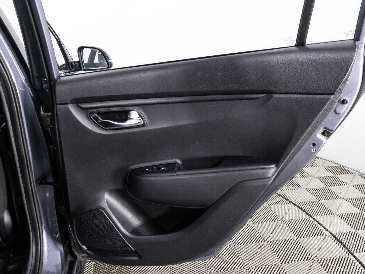 Kia Rio с пробегом — 2019 год. Фото: #25