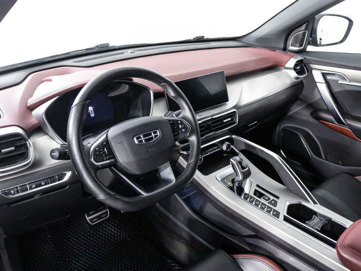 Geely Coolray с пробегом — 2021 год. Фото: #9